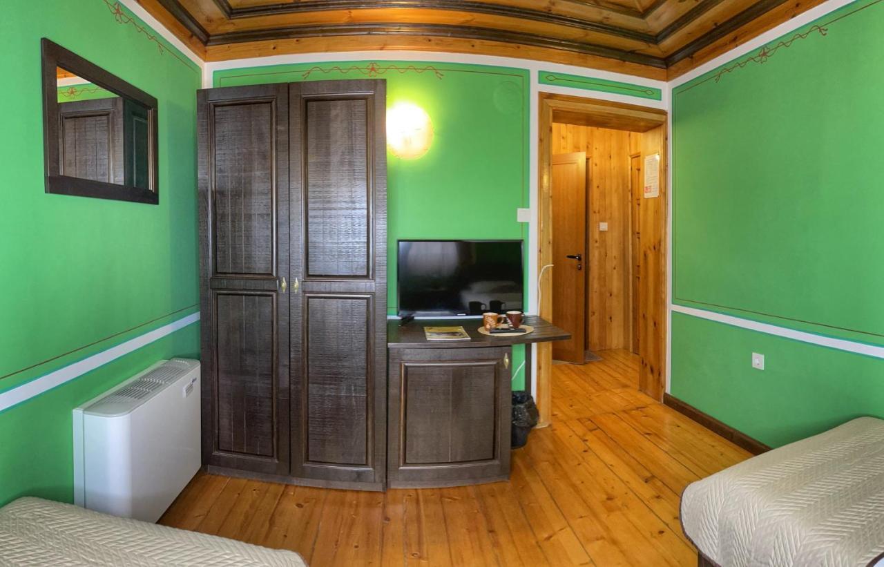 Guest Rooms Colorit Koprivshtitsa Buitenkant foto